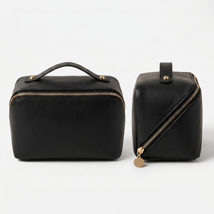 Svart Compact Manorella Sminkebag